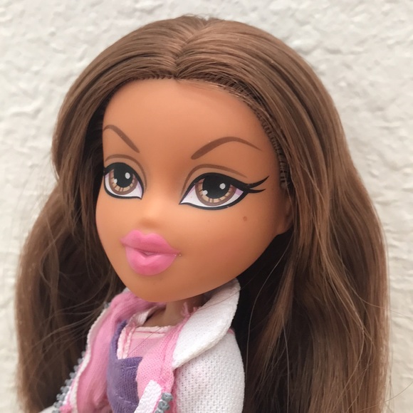 Bratz Doll MGA, 2015. “Sasha, taking part in the Olympic athletics field”. - Picture 2 of 8